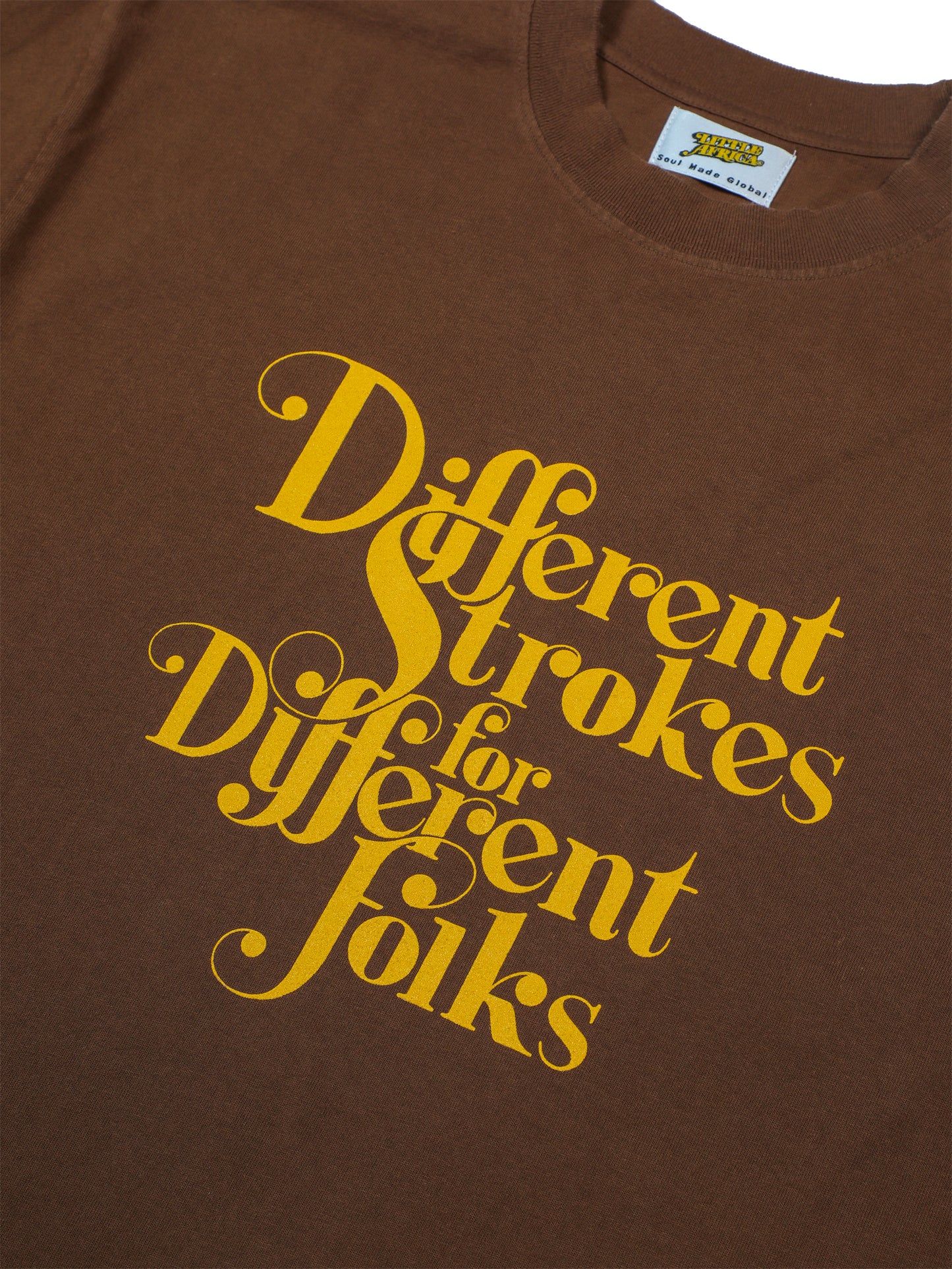 LITTLE AFRICA "Different Strokes Tee" (Vintage Brown)